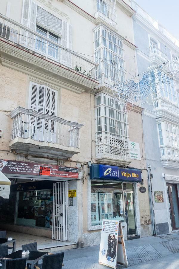 Apartamento La Galeria De San Antonio Cádiz Exteriör bild